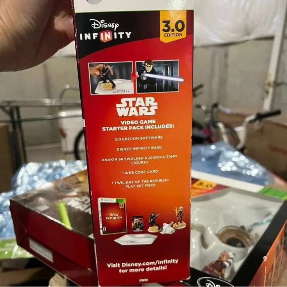 XBOX 360 Disney Infinity STAR WARS Video Game Starter Pack 3.0 Edition NEW - Picture 5 of 12